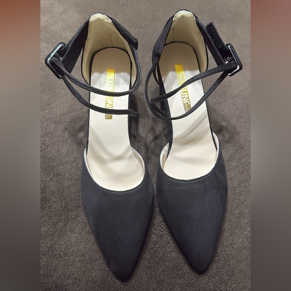 Elegant Black Women's Heels Size 8